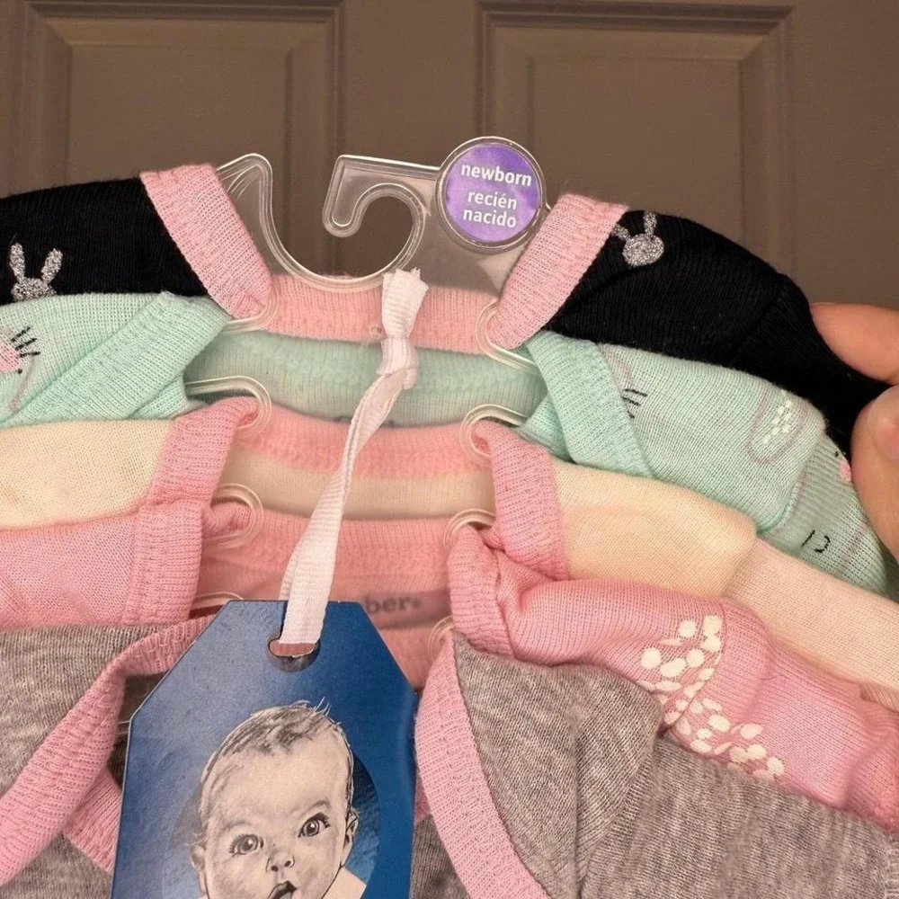 Gerbers‎ Girls Bunny Onesie 5pk Size Newborn NWT